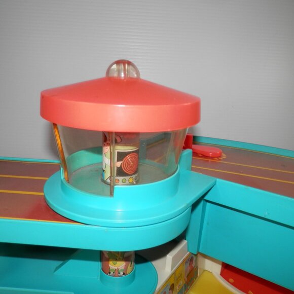 Vintage Fisher-Price 1972 Little People Airport #966 Building Only Playset - Picture 7 of 9